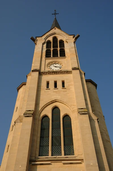フランス、イヴリーヌ県、レ ミュローの教会 — ストック写真