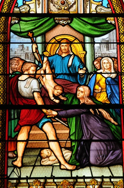 França, vitral na igreja de Les Mureaux — Fotografia de Stock