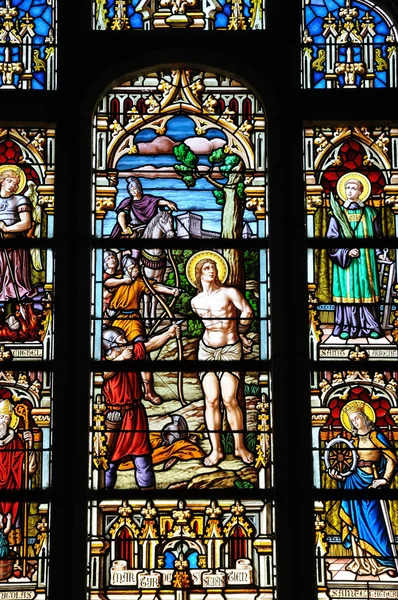 Francia, vidriera de la iglesia Batz sur Mer —  Fotos de Stock