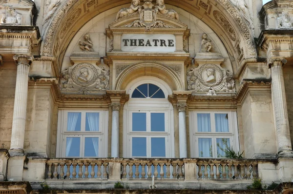 França, Provence, a fachada do teatro Avignon Avignon — Fotografia de Stock