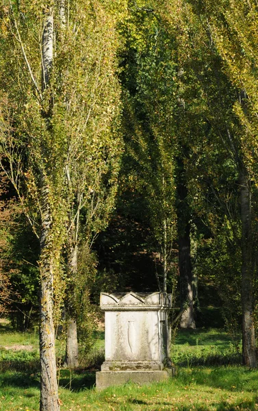 Park jean-jacques rousseau ermenonville içinde — Stok fotoğraf