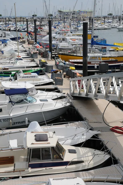 Gironde, vitorlás hajók a kikötő Arcachon — Stock Fotó