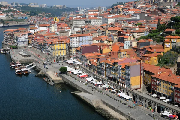 Portugal, de oude historische huizen in porto — Stockfoto