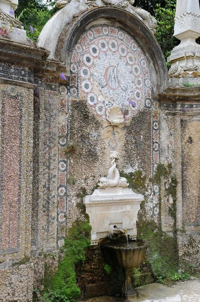Πορτογαλία, ο κήπος παλατιών regaleira στη sintra — Φωτογραφία Αρχείου