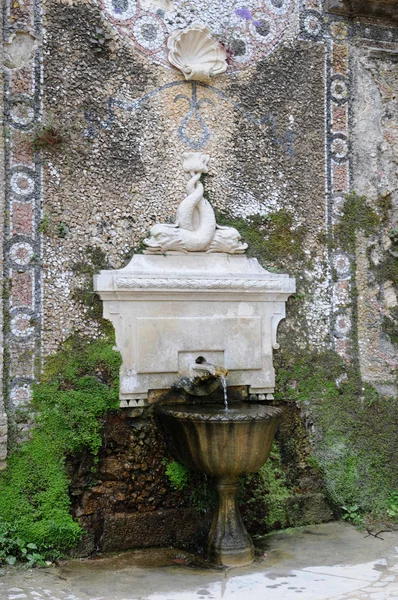 Portogallo, il giardino del palazzo Regaleira a Sintra — Foto Stock