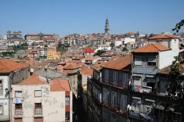 Portugal, de gamla historiska hus i porto — Stockfoto