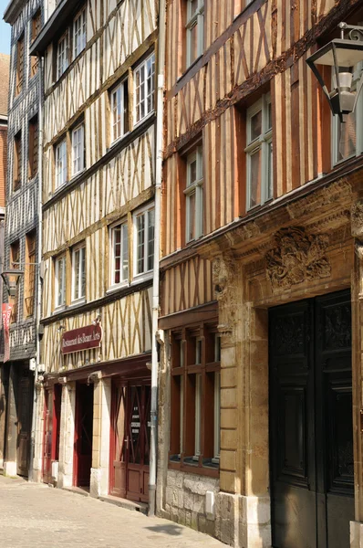 Normandie, vieille maison historique pittoresque à Rouen — Photo