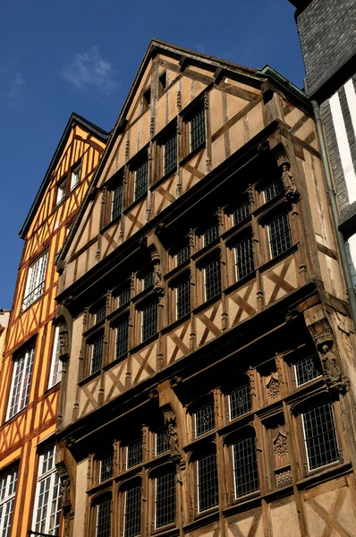 Normandia, pitoresca casa histórica velha em Rouen — Fotografia de Stock