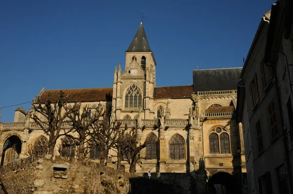 Frankrijk, de kerk saint martin van triel — Stockfoto