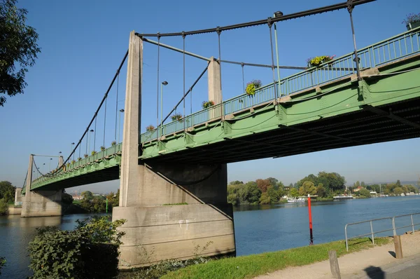 Γαλλία, κρεμαστή γέφυρα του Σηκουάνα sur triel — Φωτογραφία Αρχείου