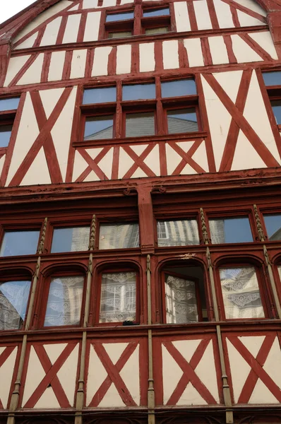 如诗如画老历史的房子在鲁昂诺曼底登陆 — 图库照片