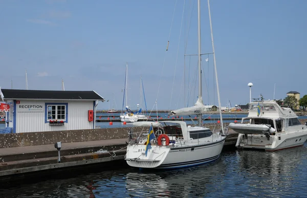 Suécia, a marina de Borgholm no verão — Fotografia de Stock