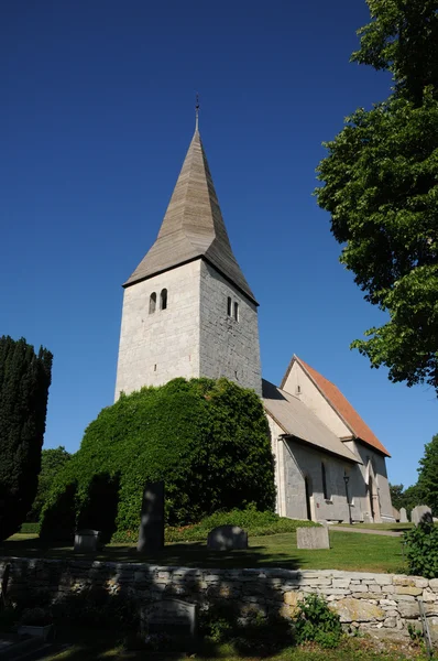 Swenden, la pequeña iglesia vieja de Frojel — Foto de Stock