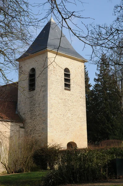 Ile de france, die alte Kirche aus Feuersteinen — Stockfoto
