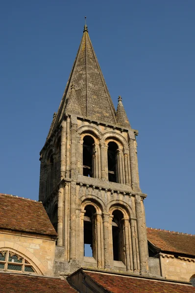 Ile de France, стара церква Жуї Le Мутьє — стокове фото