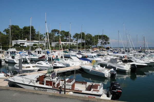 Gironde, navi a vela nel porto di Lege Cap Ferret — Foto Stock