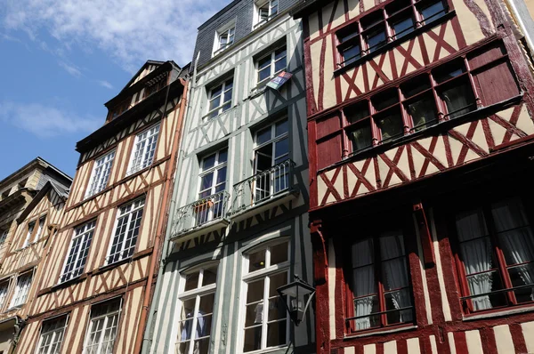 Normandie, et gammeldags historisk hus i Rouen – stockfoto