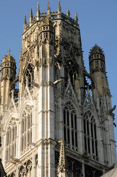 France, cathedral bell tower of Rouen in Normandy — Stock Photo, Image