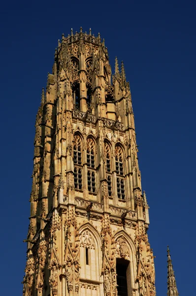 France, cathedral bell tower of Rouen in Normandy — Stock Photo, Image