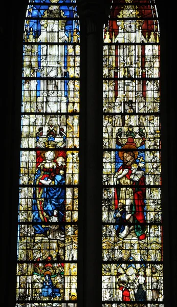 ノルマンディーでルーアンの大聖堂のステンド グラスの窓 — ストック写真
