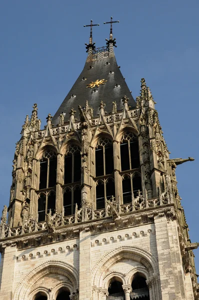 Francia, torre de la catedral de Rouen en Normandía — Foto de Stock