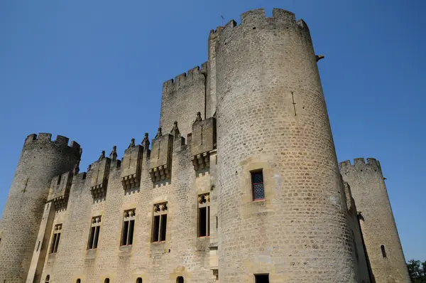 Francie, středověký hrad roquetaillade v gironde — Stock fotografie