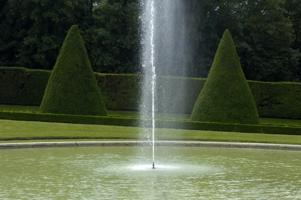 Frankrijk, formele tuin van het kasteel van sceaux — Stockfoto