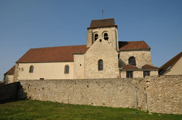 Ile de france, de oude kerk van de courdimanche — Stockfoto