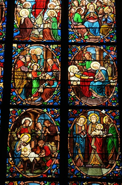 France, stained glass window in the cathedral of Pontoise — Stock Photo, Image