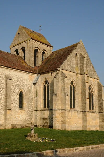 Ile de France, the old church of Seraincourt — Stock Photo, Image