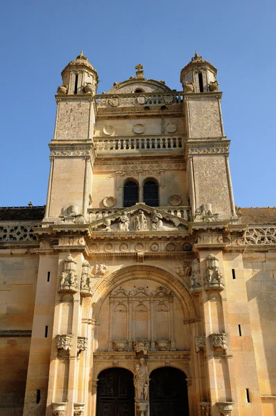 Ile de France, a igreja renascentista de Vetheuil — Fotografia de Stock