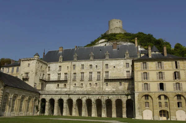 Francia, castillo de La Roche Guyon, imagen horizontal — Foto de Stock