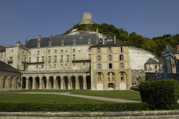 Francja, zamku la roche Guyon, poziome Zdjęcie — Zdjęcie stockowe