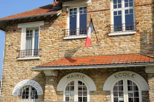 イル ・ ド ・ フランス、chapet の市庁舎 — ストック写真