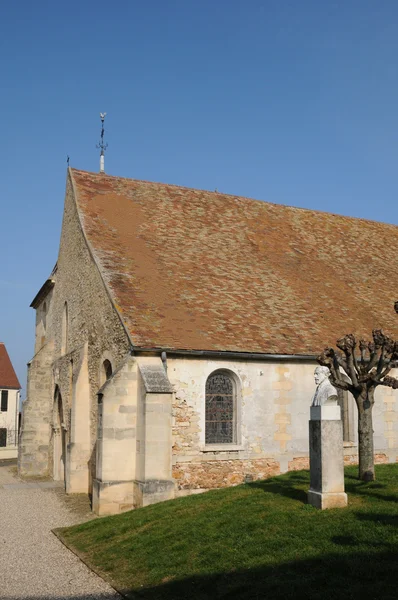 Ile de France, la antigua iglesia de Ecquevilly — Foto de Stock