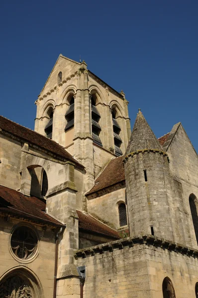 França, a igreja de Auvers sur Oise — Fotografia de Stock