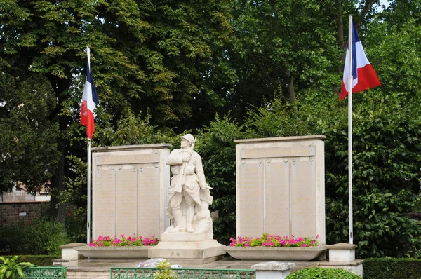 Franciaország, háborús emlékmű les mureaux — Stock Fotó