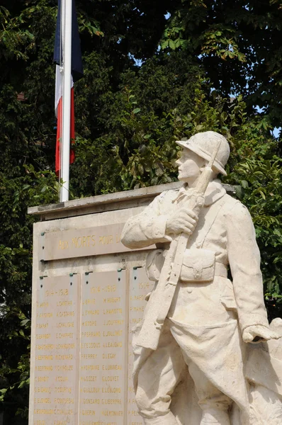 Fransa, les mureaux bir savaş anıtı — Stok fotoğraf