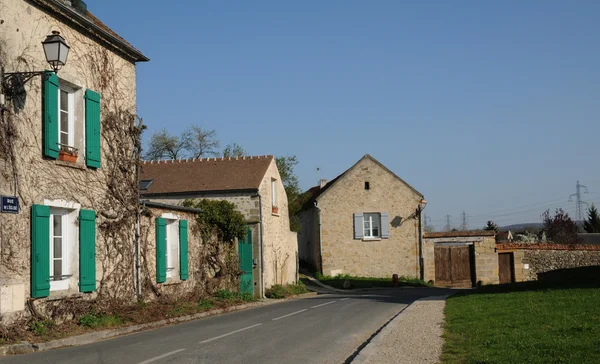 Francia, el pueblo de Sagy en V al d Oise — Foto de Stock