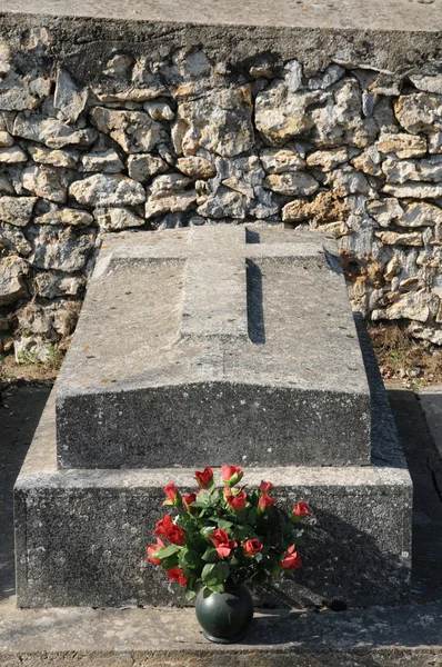 Франція, кладовище Буаземон в Val d Уаза — стокове фото