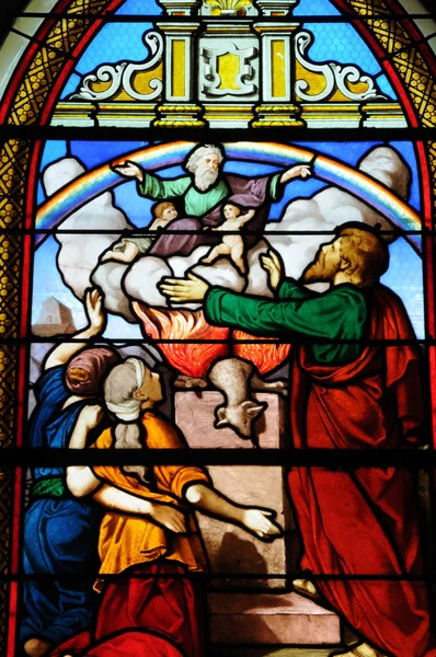 Frankreich, Kirchenfenster in der Kirche les mureaux — Stockfoto