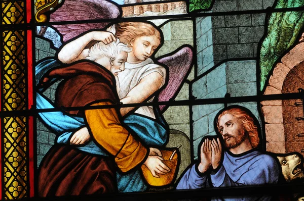 Francia, vidriera en la iglesia de Les Mureaux — Foto de Stock