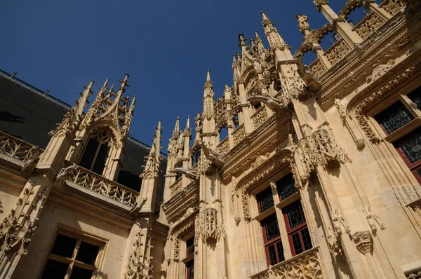 Frankreich, gotisches Gerichtsgebäude von Rouen in der Normandie — Stockfoto