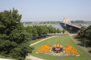 Wapen van Nijmegen en de Waalbrug clipart