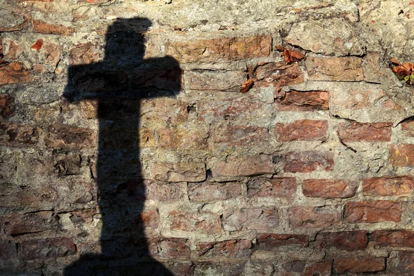 Sombra de una cruz — Foto de Stock