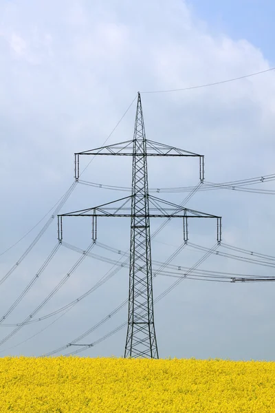 Torre elétrica — Fotografia de Stock