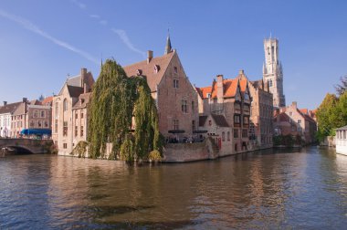 eski evleri görüntüleyebilir ve brugge - Belçika kanal