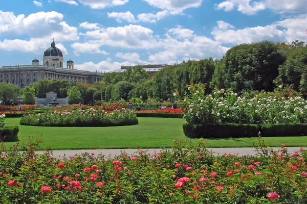 Jardines en Volksgarten, Viena —  Fotos de Stock