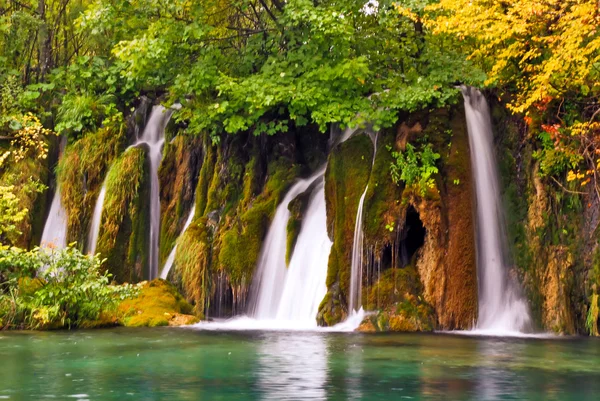 Waterfalls at Plitvice national park- Croatia — Stock Photo, Image