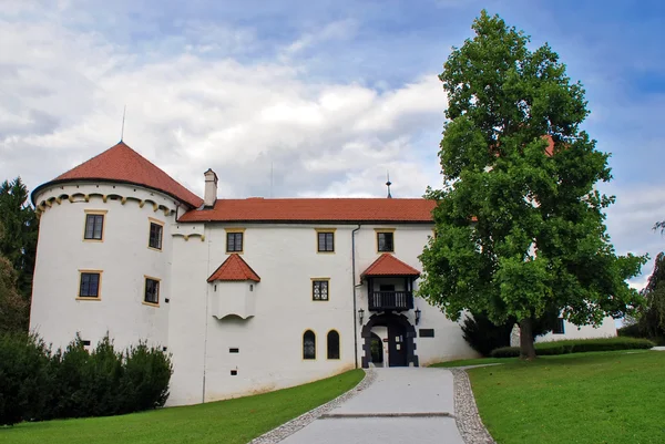 Bogensperk zamek widok z przodu — Zdjęcie stockowe
